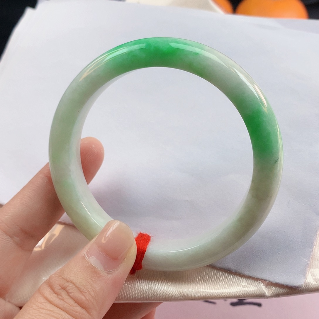 翡翠手镯未镶嵌58圈2431