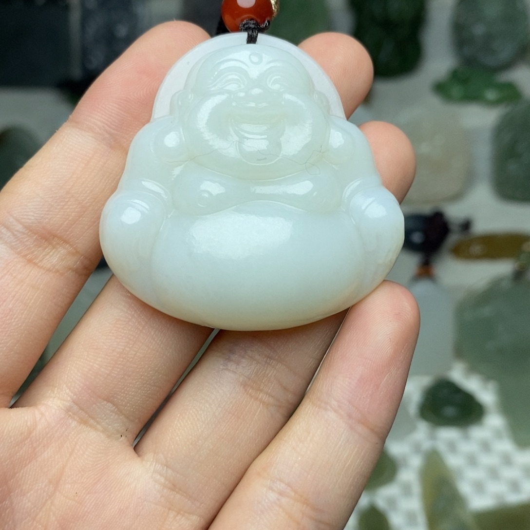 颈饰未镶嵌和田玉