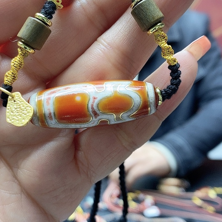 玛瑙/玉髓颈饰合金