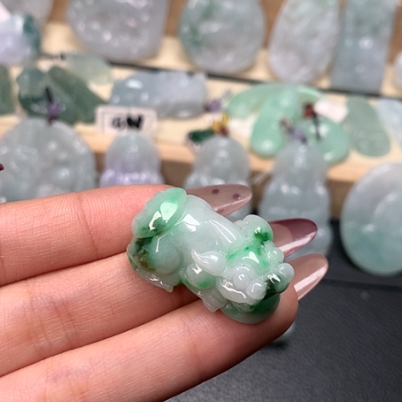 【闪购商品】翡翠颈饰未镶嵌貔貅吊坠