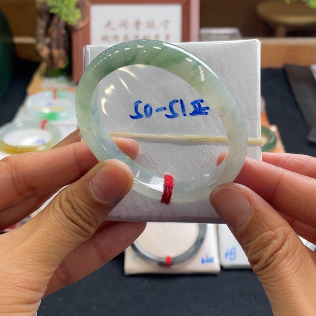 翡翠手镯未镶嵌54冰飘花贵妃