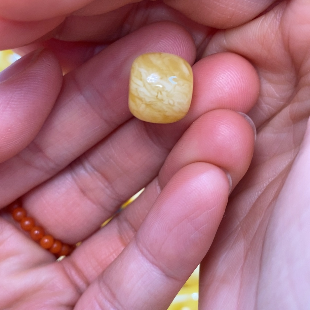 琥珀未镶嵌裸石蜜蜡配珠