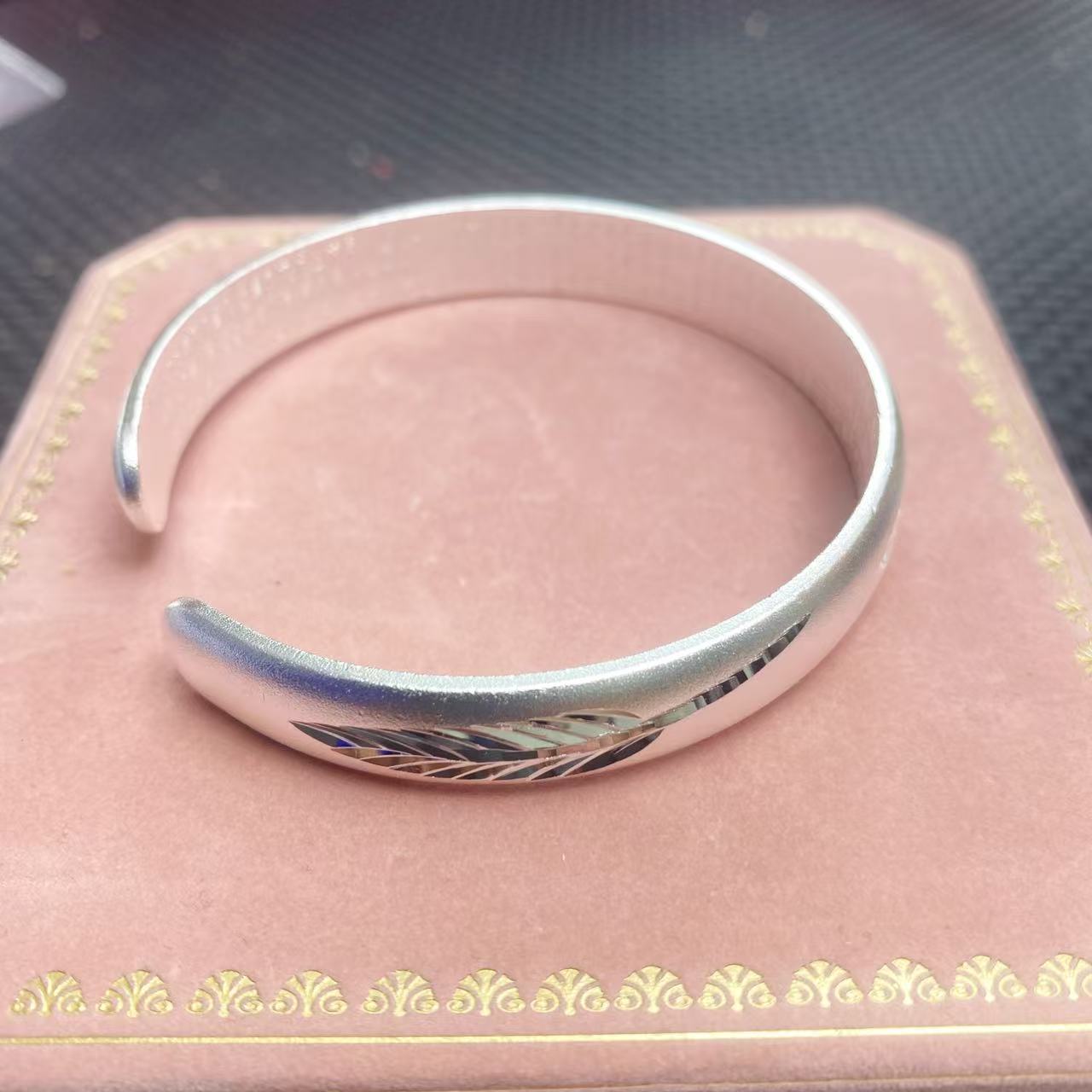 货号7010 一夜暴富银手镯 无礼盒