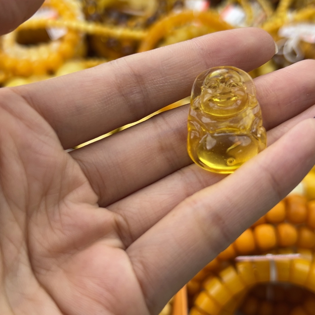 琥珀珠宝奇石未镶嵌