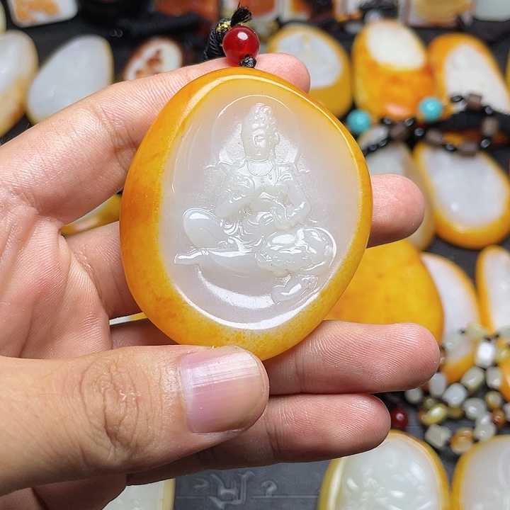 【闪购商品】颈饰未镶嵌和田玉长***里