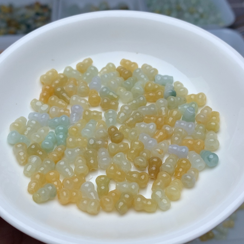 【闪购商品】翡翠手链未镶嵌卡5乘7.4多宝葫芦50个