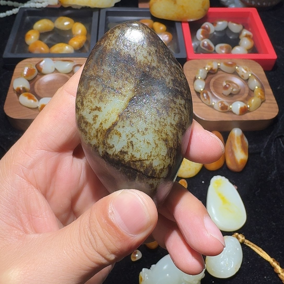 和田玉（子料）未镶嵌挂件