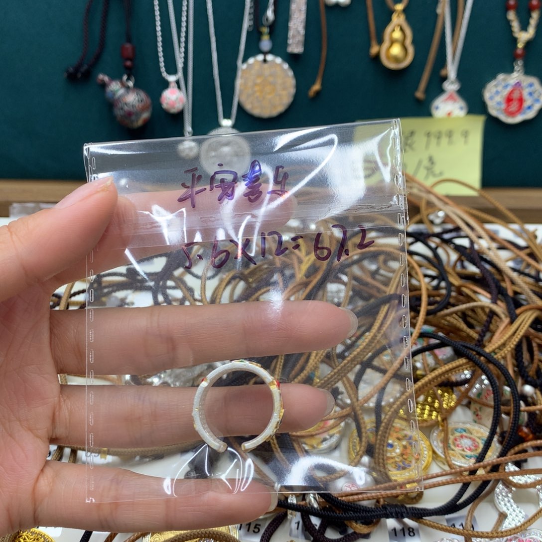 足银戒指描金戒指