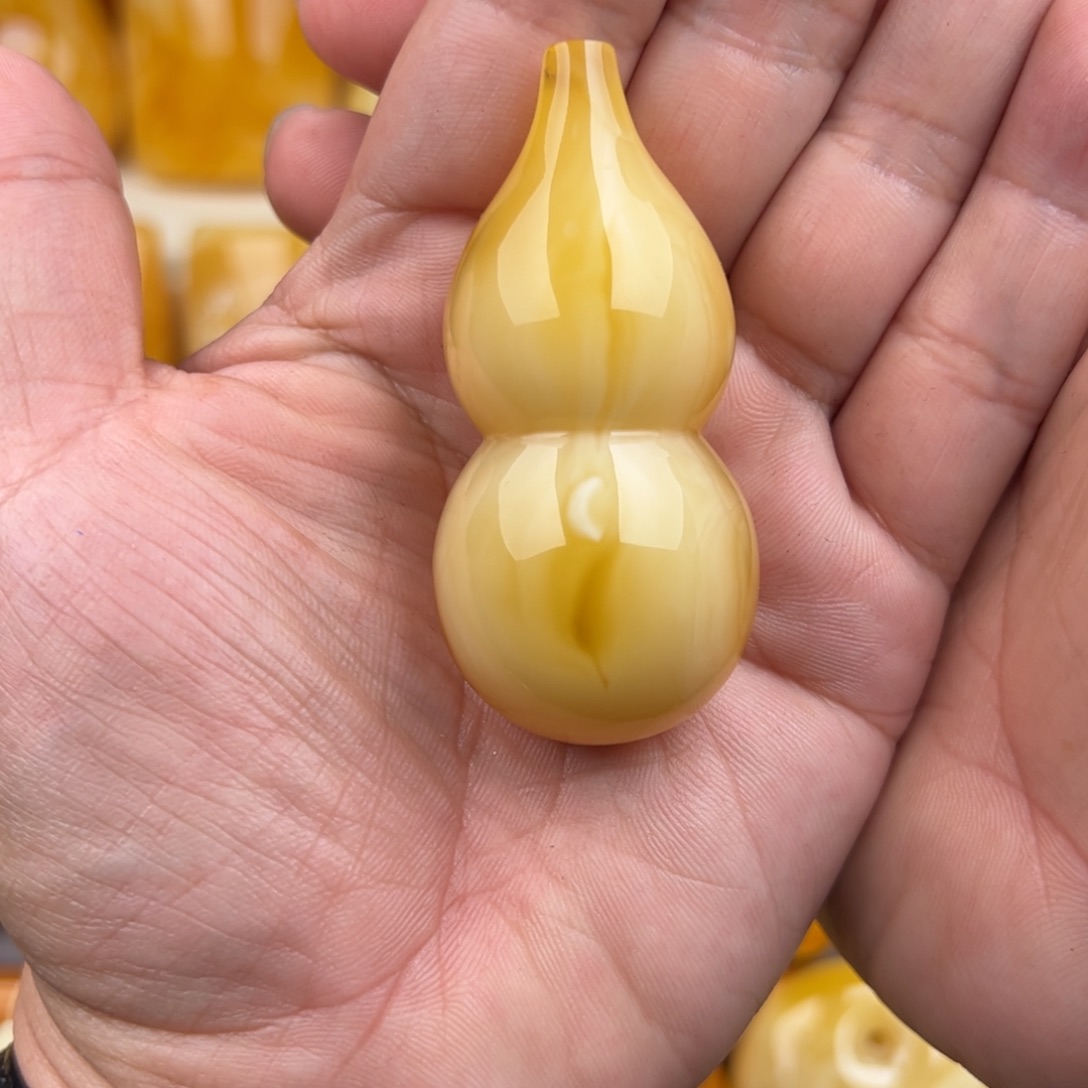 琥珀裸石未镶嵌纯天然蜜蜡