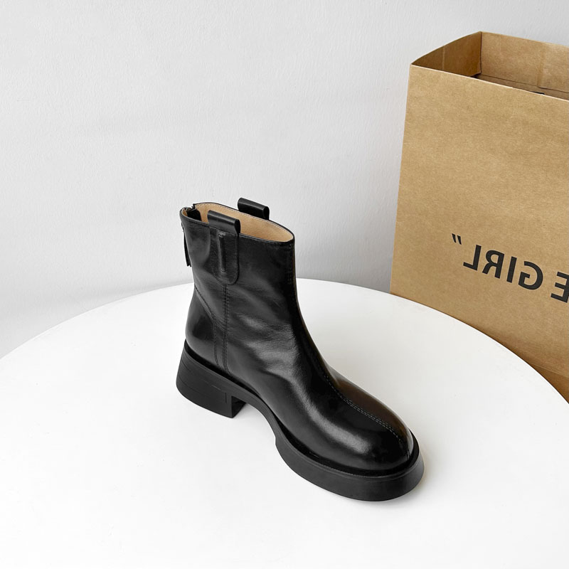 【现货】跟高5cm牛皮圆头厚底短靴女秋冬真皮百搭粗跟马丁靴短筒