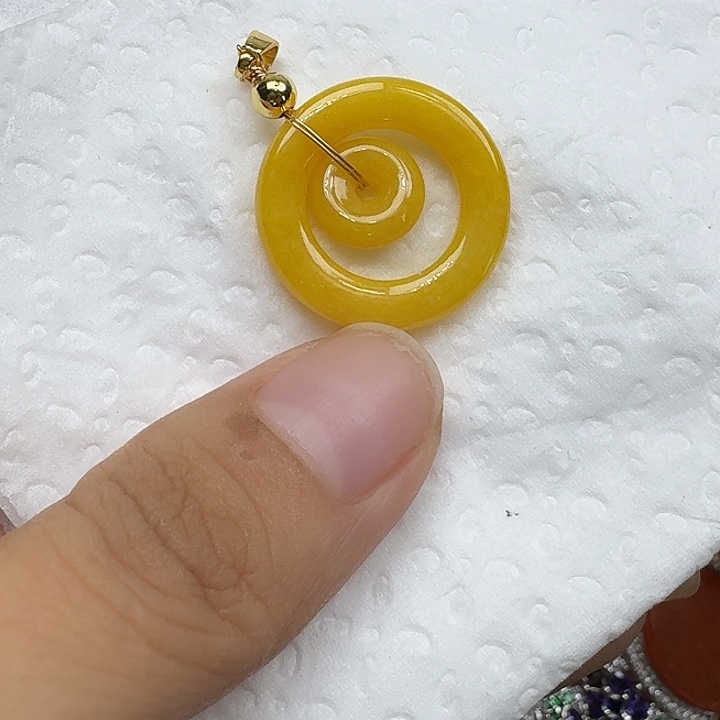 颈饰9K金镶嵌翡翠11