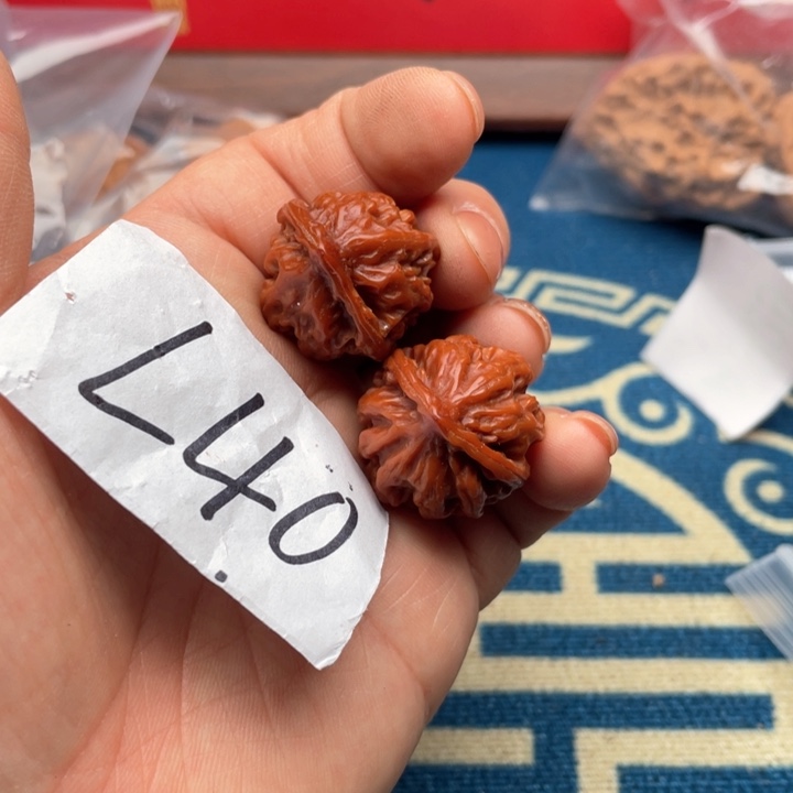 文玩核桃把件手捻