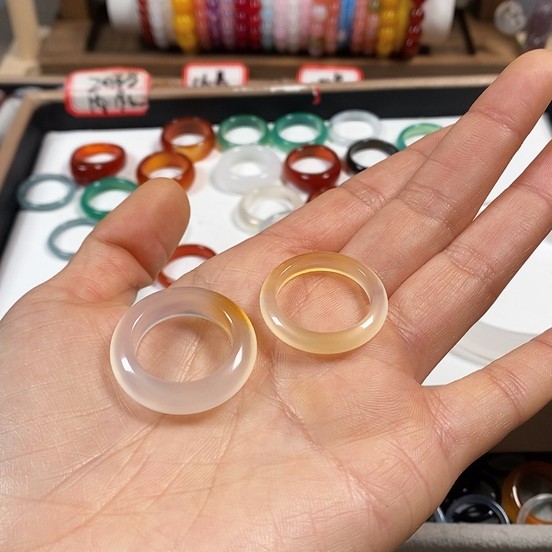 玛瑙/玉髓戒指未镶嵌不*舟