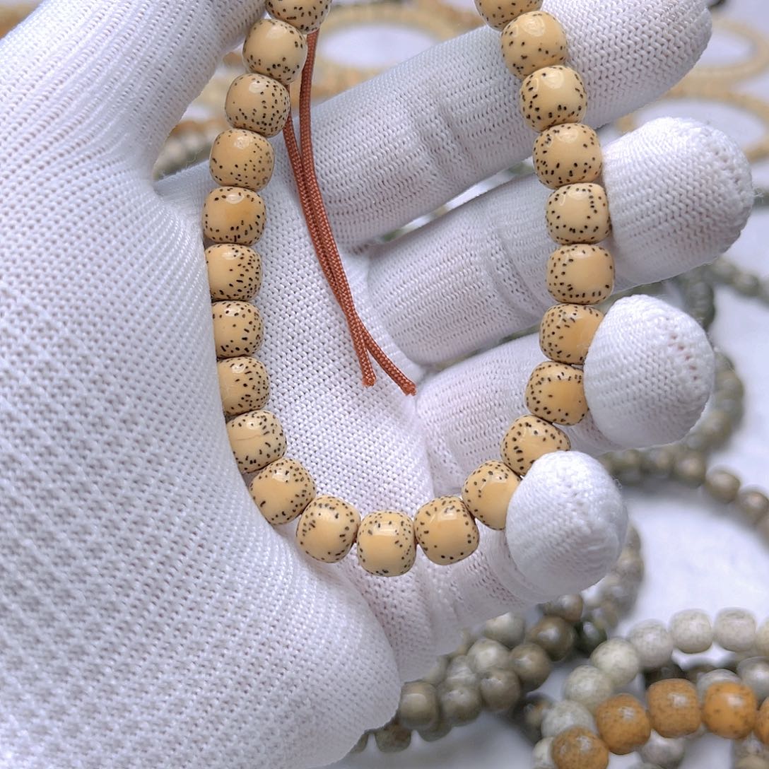 星月菩提手串原白