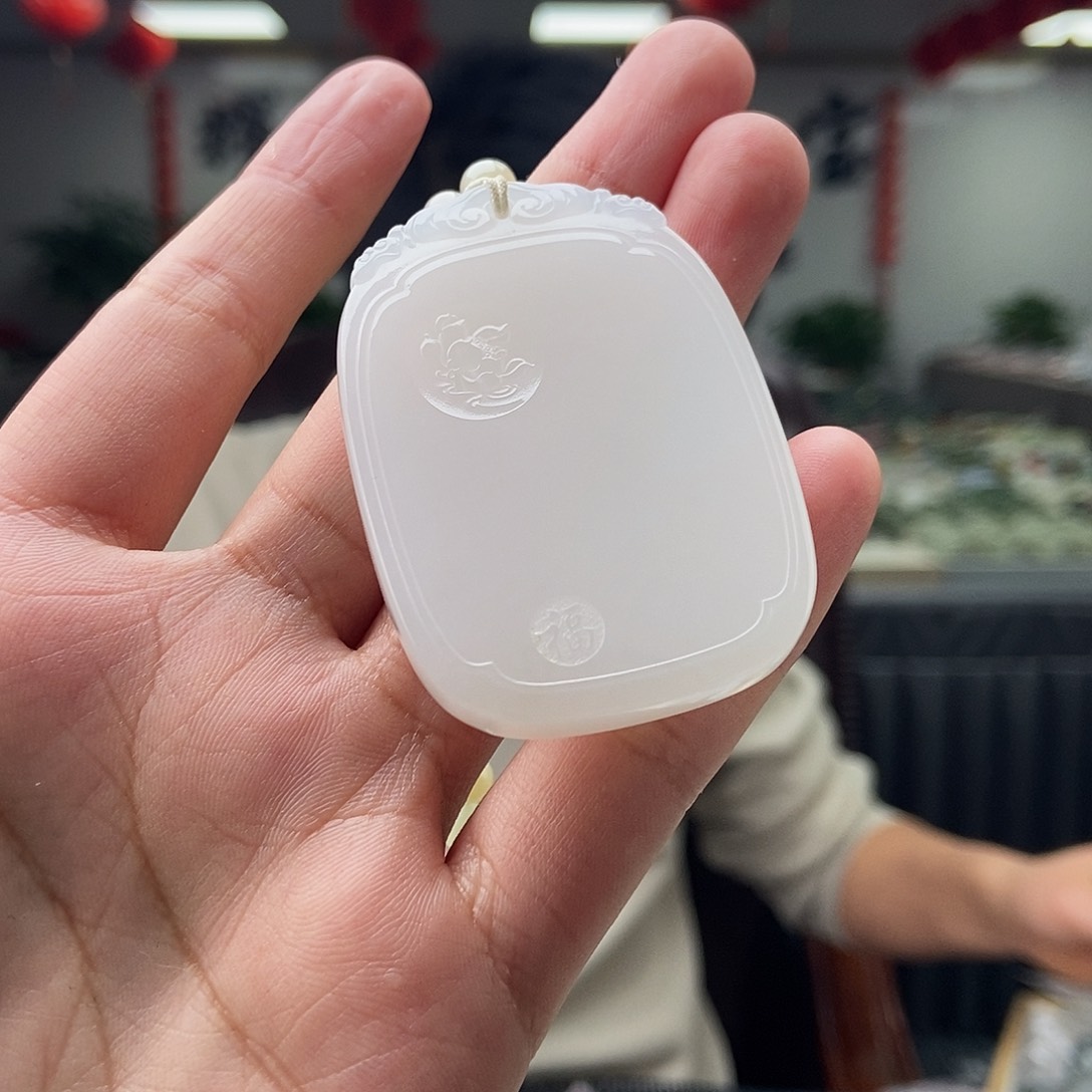 和田玉颜色多样性发拍一发一未镶嵌