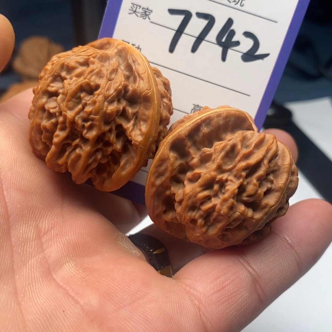 文玩核桃吊坠7742