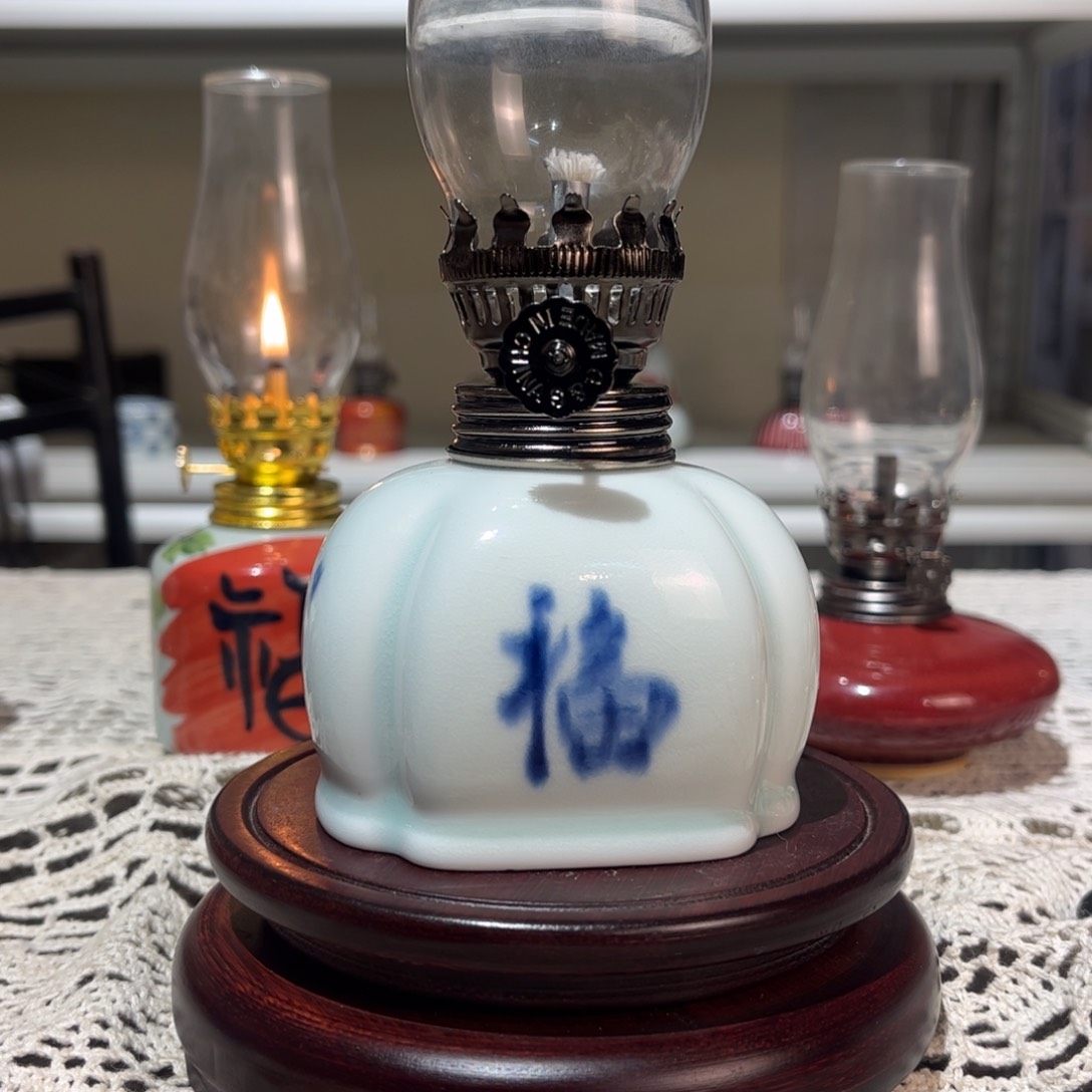 摆件景德镇陶瓷香薰灯