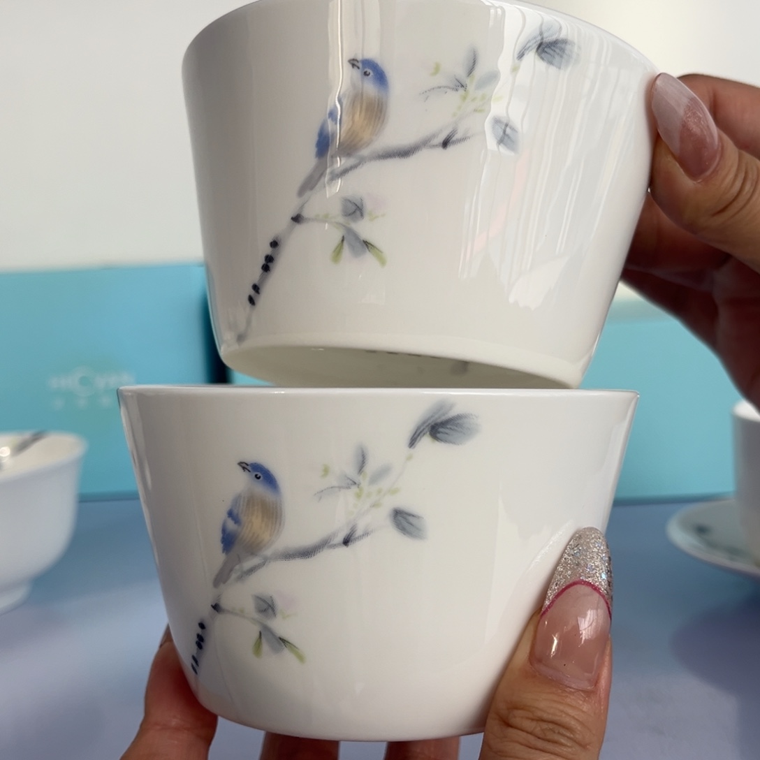 瓷片春风和雀香格碗2只