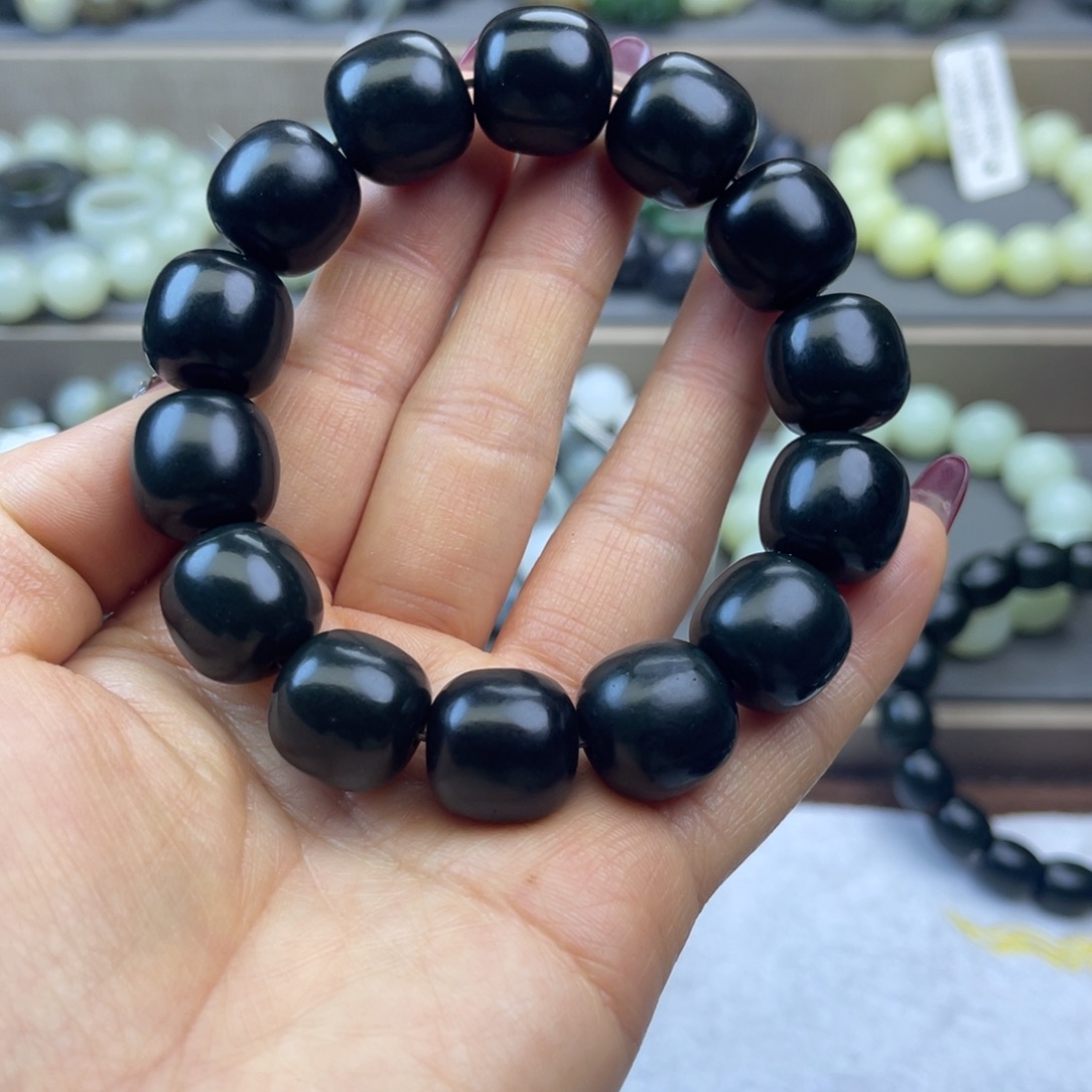 和田玉手链未镶嵌