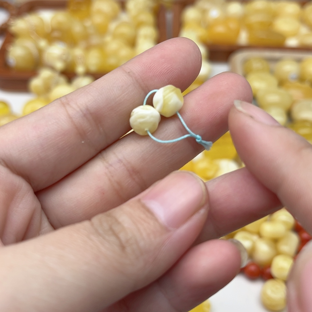 裸石蜜蜡未镶嵌配饰