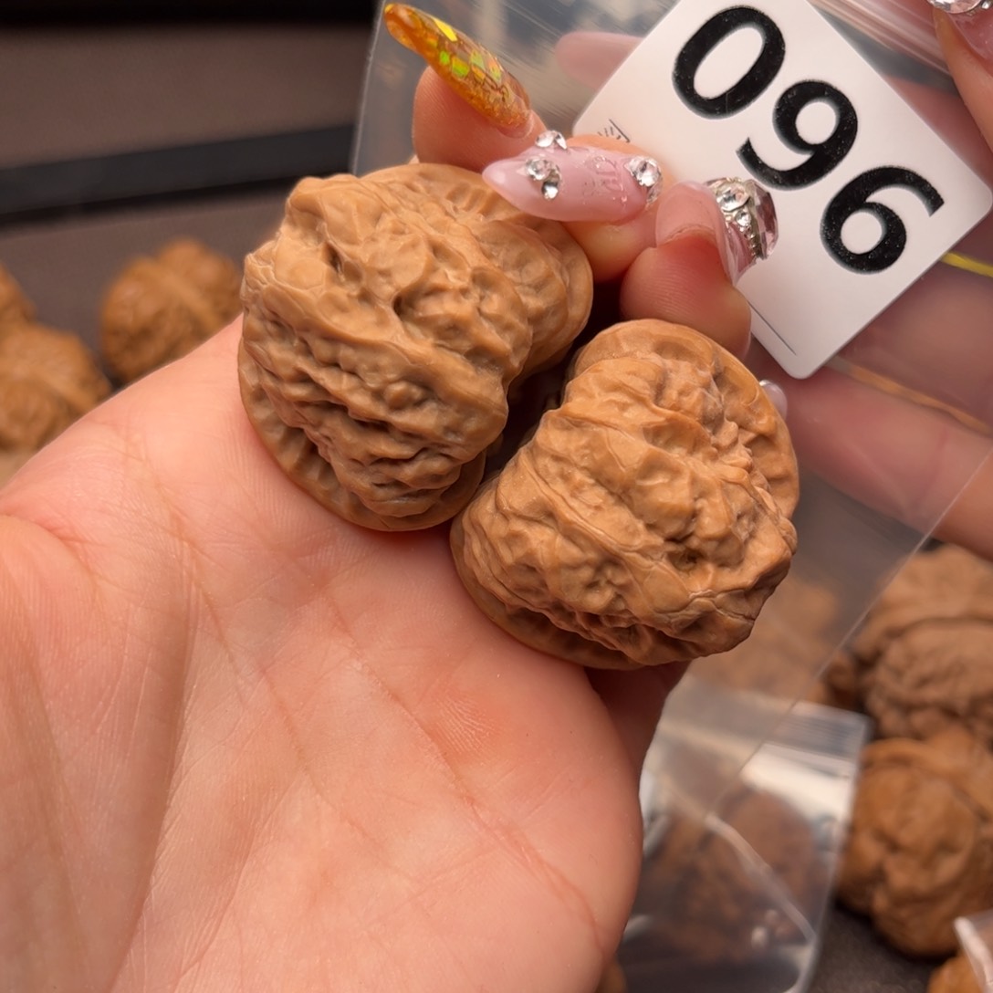 文玩核桃吊坠蛤蟆37