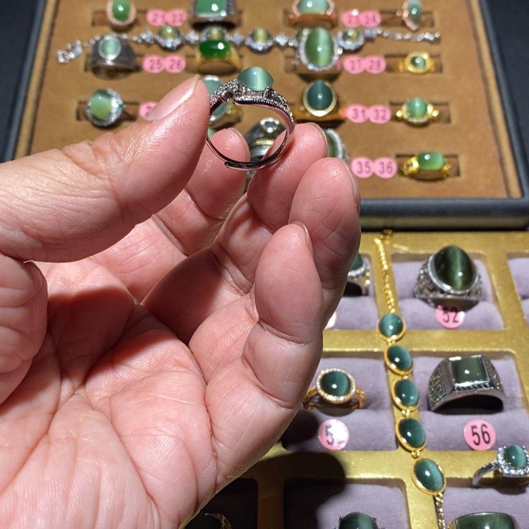 和田玉（碧玉）戒指未镶嵌