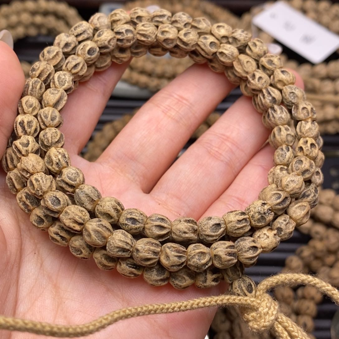 柏香籽/百香籽吊坠函*