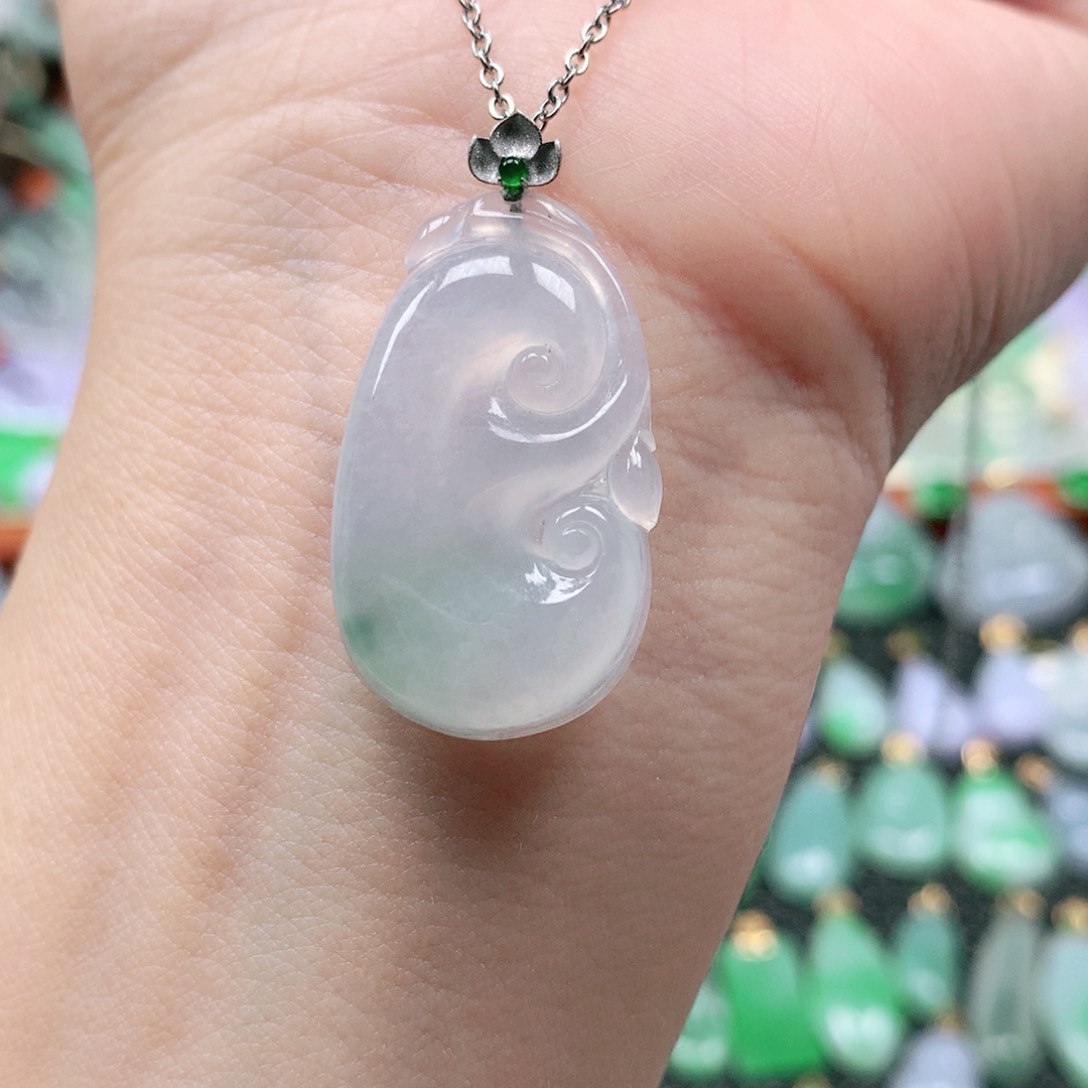 吊坠(不含链)18K金镶嵌翡翠