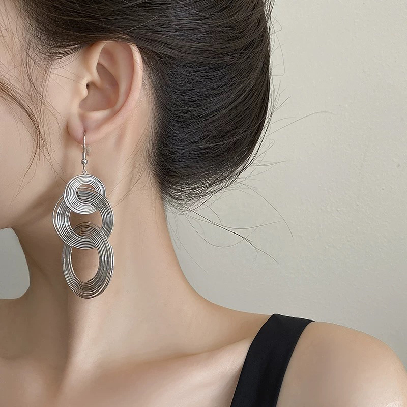 合金耳饰 607夸张圆圈耳环长款女高级感气质小众设计感个性耳坠