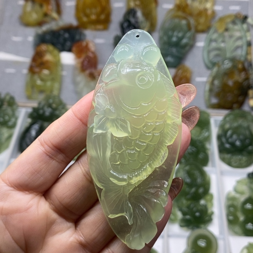 【闪购商品】蛇纹石玉颈饰未镶嵌