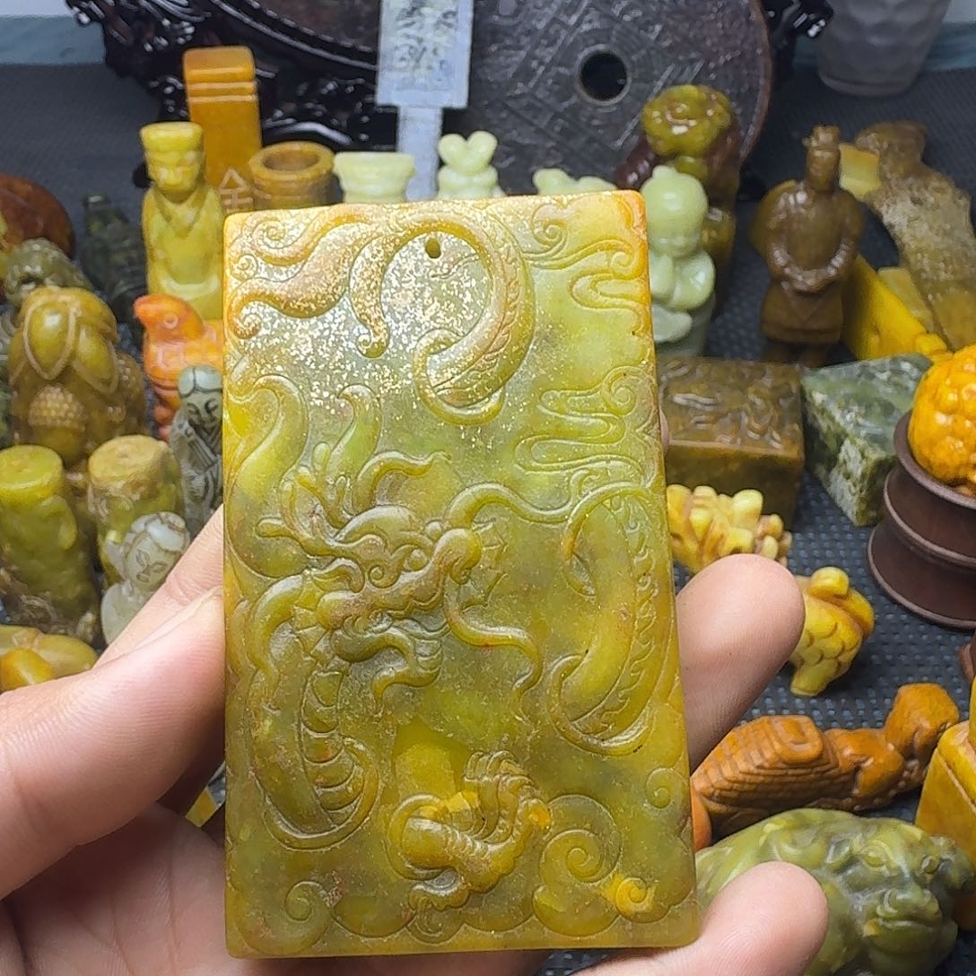 白玉菩提吊坠。。。