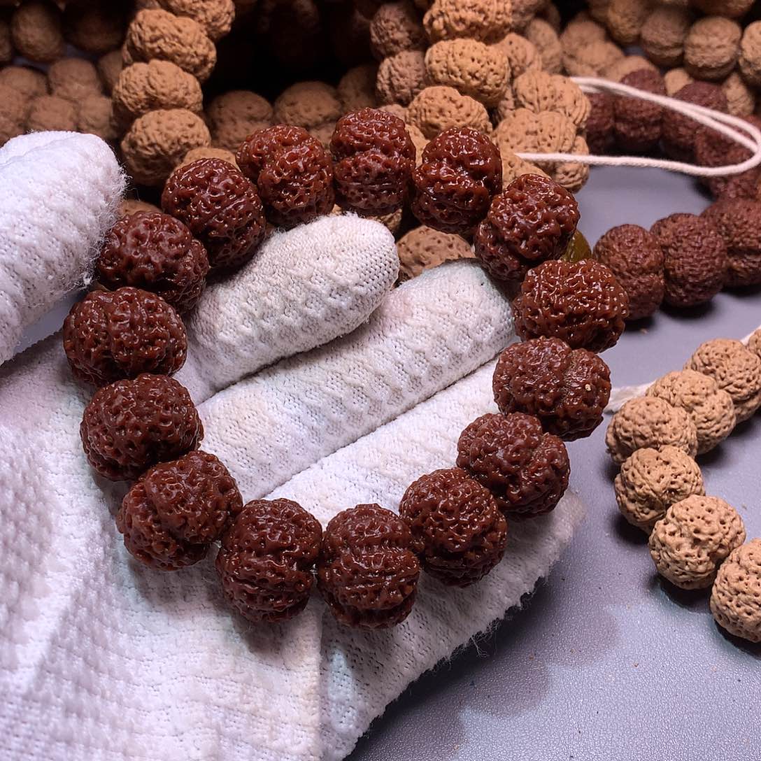 金刚菩提吊坠?**?2377777777777