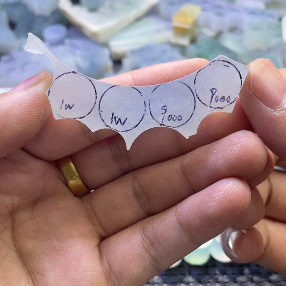 定制翡翠未镶嵌?**虎