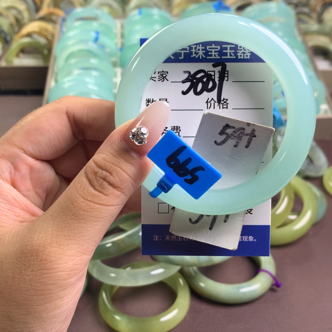 蛇纹石玉未镶嵌手镯3807