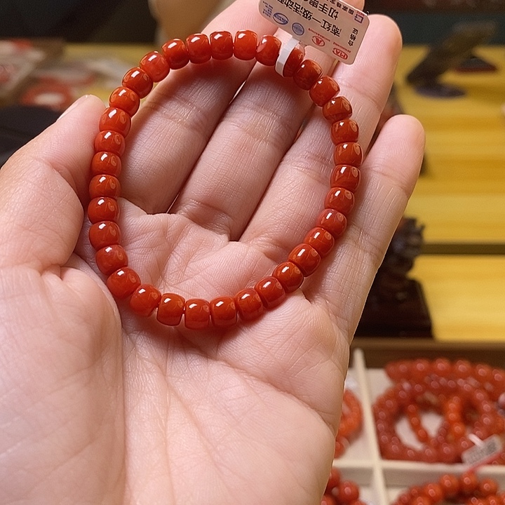 未镶嵌卡6+南红玛瑙