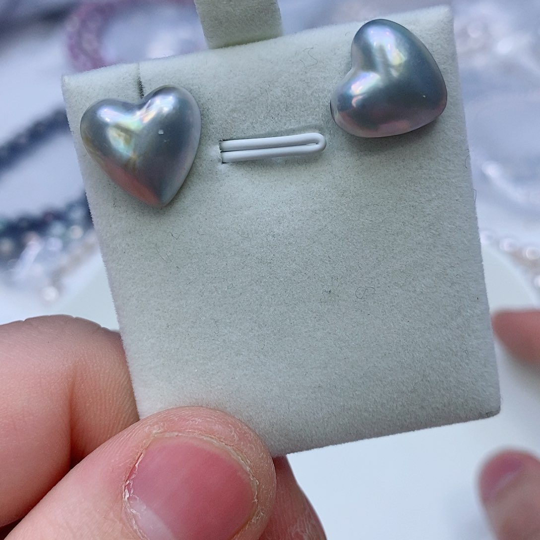 拼合珍珠（马贝珠）耳饰18K金镶嵌