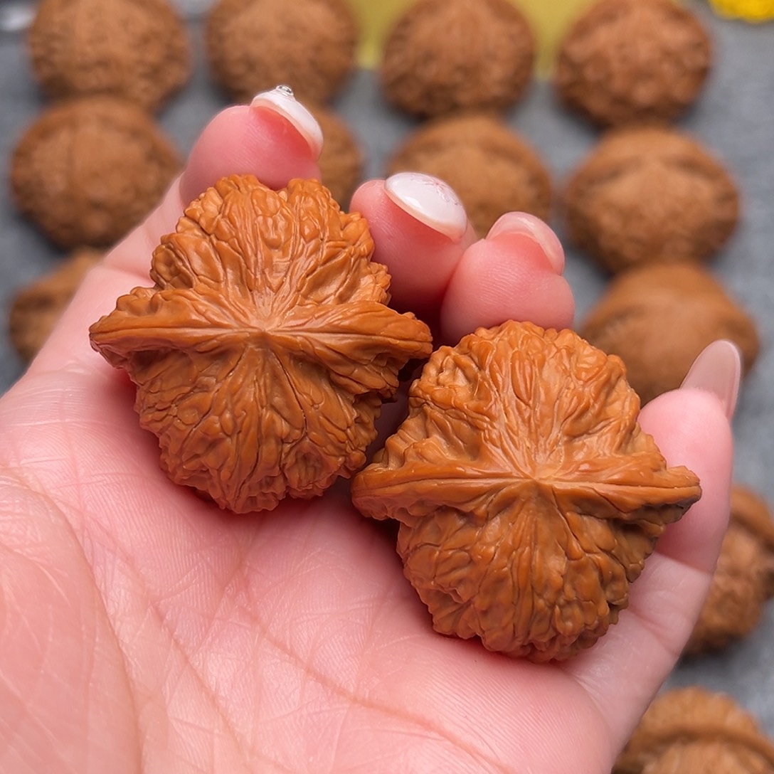 把件文玩核桃精品磨盘狮子头38全品