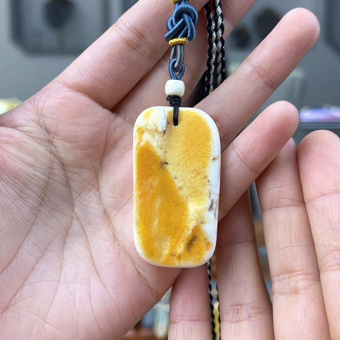 琥珀裸石未镶嵌蜜蜡无事牌