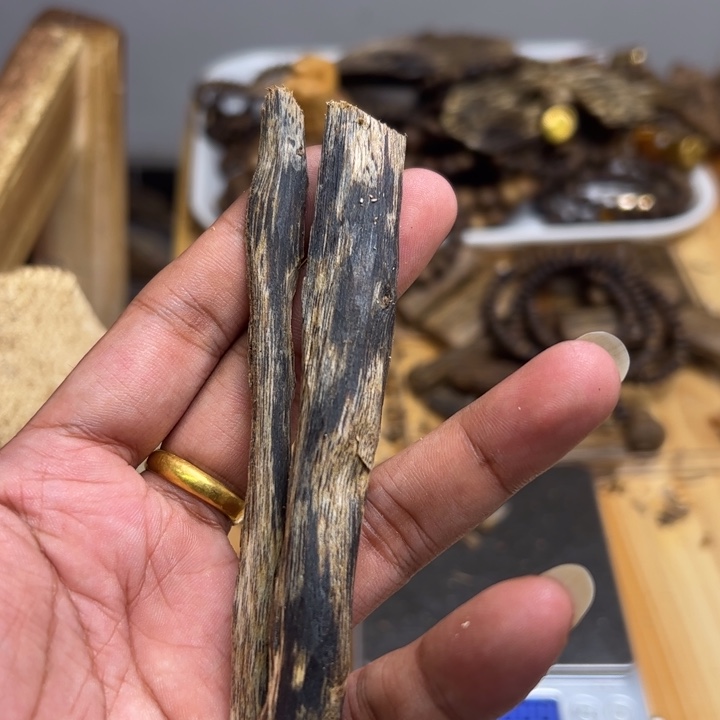 沉香沉香碎屑7.8克