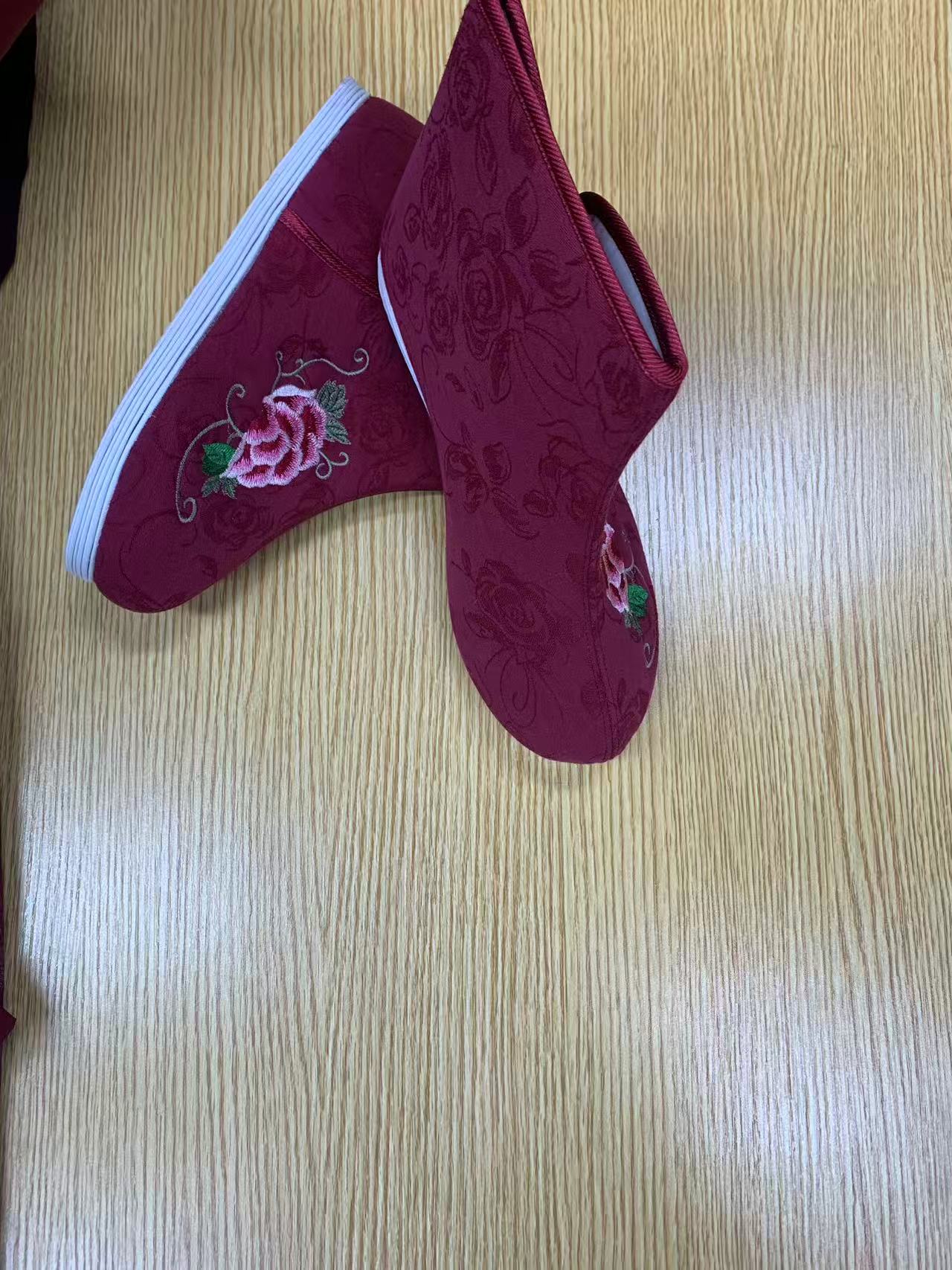 宫廷款男女鞋七件套配饰