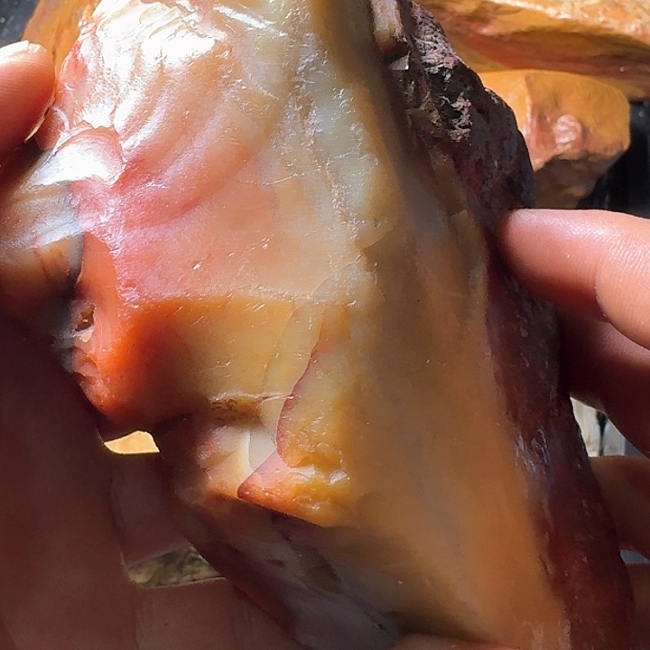 老挝石以****工老挝石素质