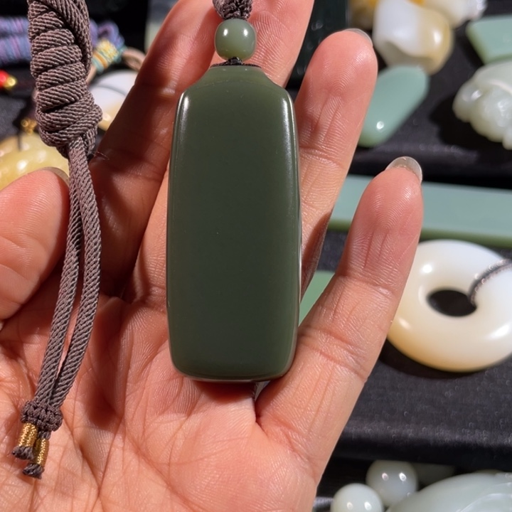 和田玉戒指未镶嵌白*