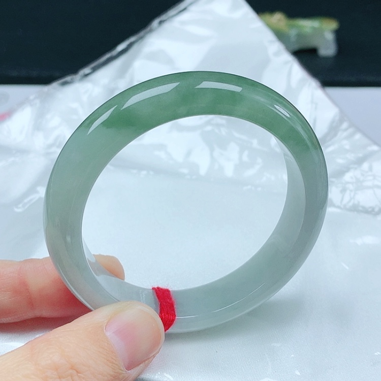 【闪购商品】翡翠手镯未镶嵌天然翡翠手镯