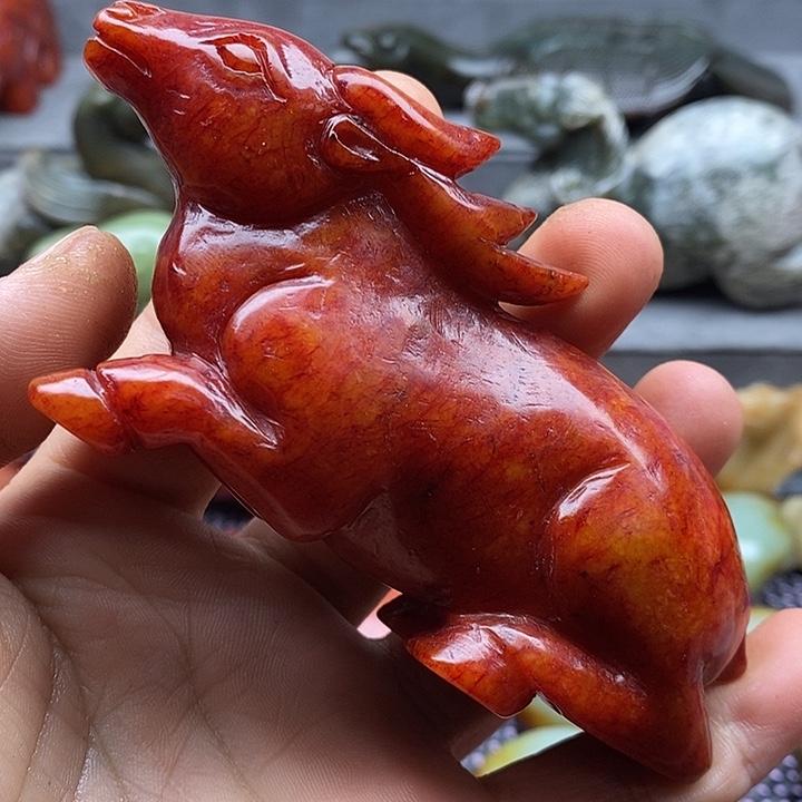 未镶嵌蛇纹石玉颈饰