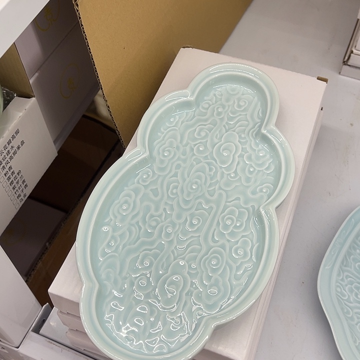 福利待遇多多哦哦哦