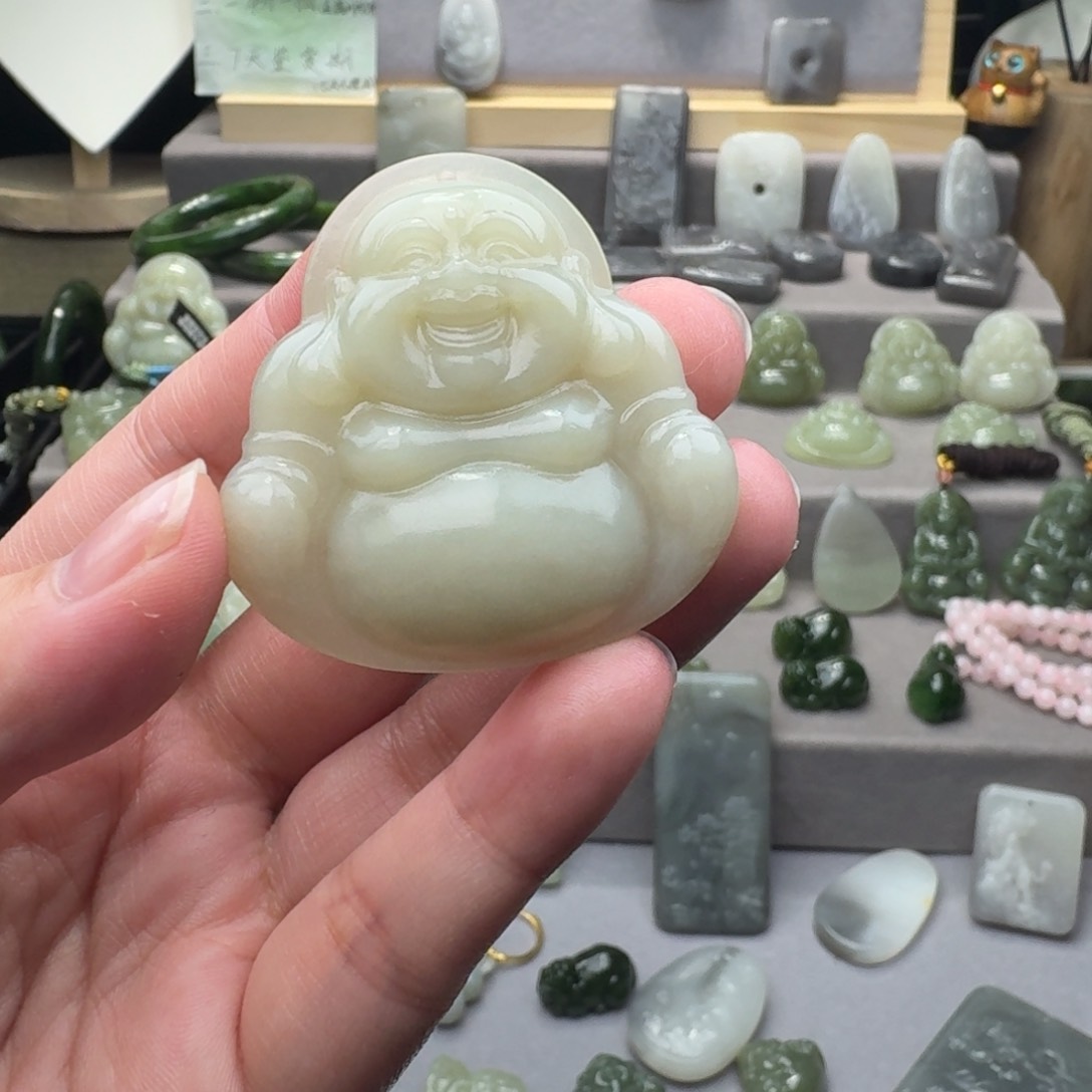 和田玉颈饰未镶嵌