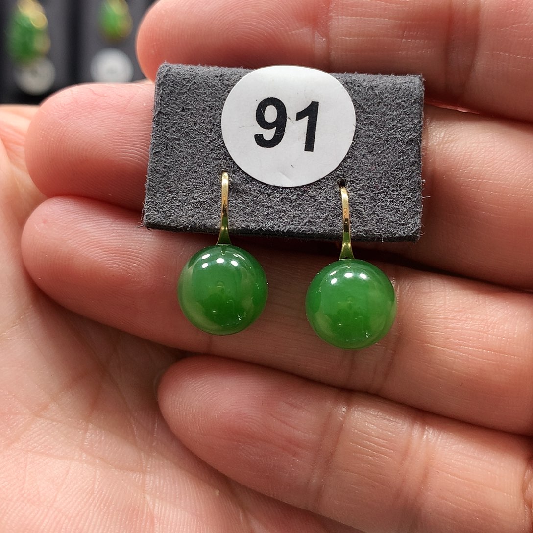 和田玉耳饰18K金镶嵌