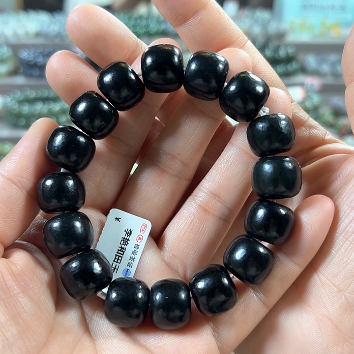 和田玉手链未镶嵌新疆黑青老型卡15.7