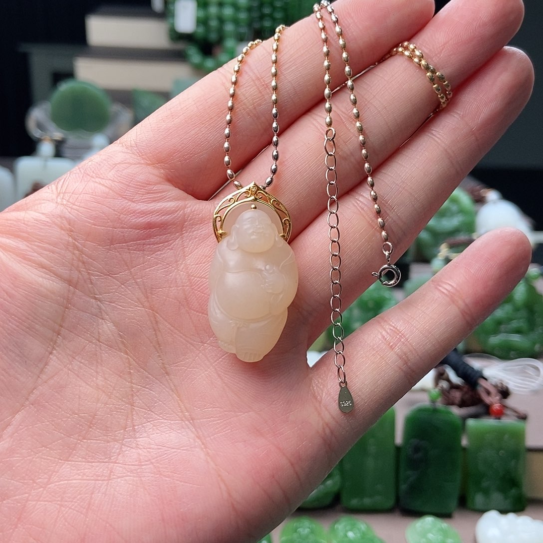 和田玉（白玉）颈饰18K金镶嵌