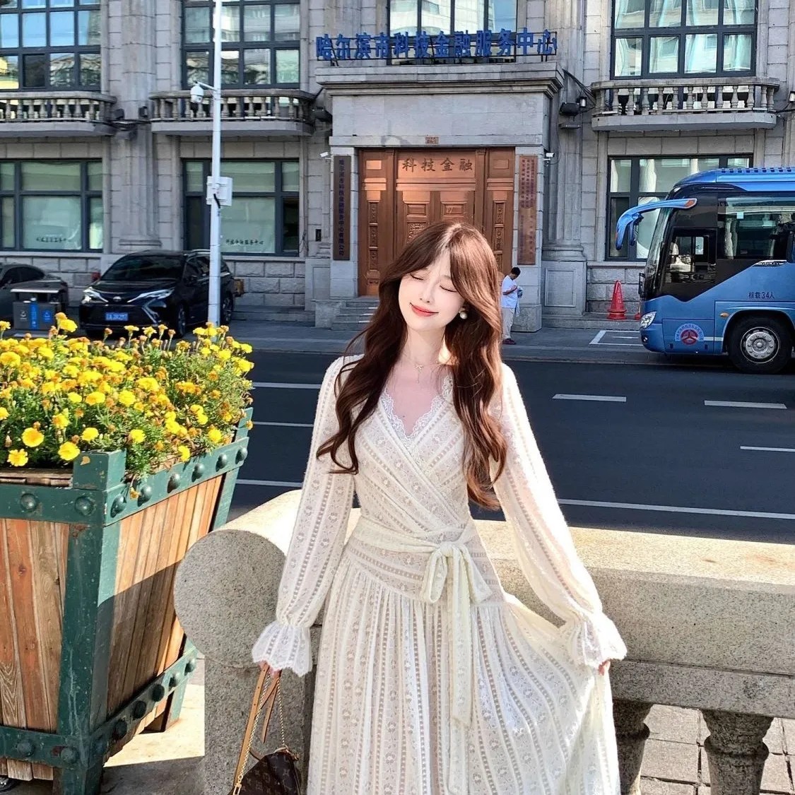 大码法式超温柔白月光蕾丝连衣裙2025秋冬爆款气质收腰显瘦长裙